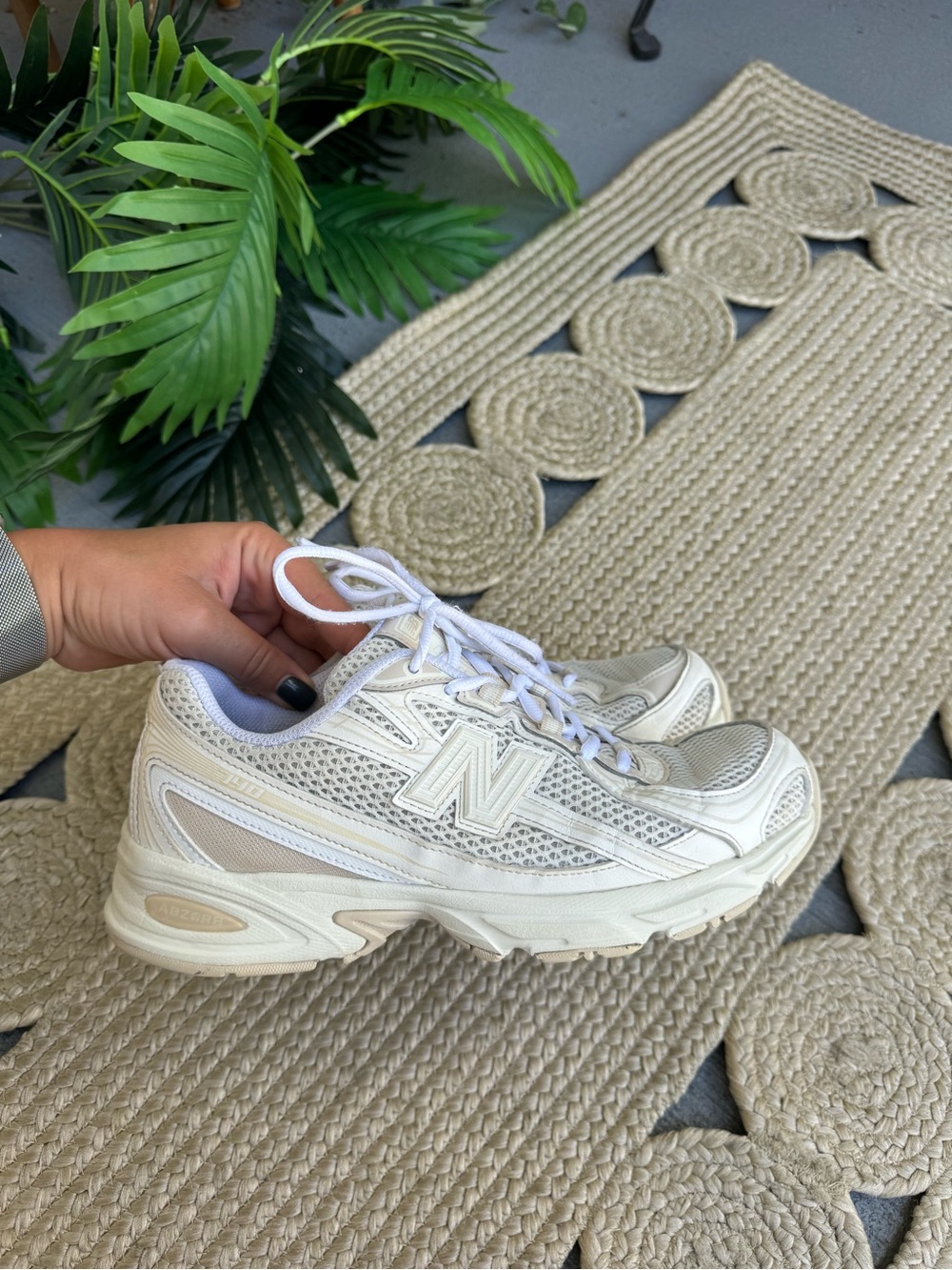 New Balance 740 Cream White Athletic Running Shoes U740KP2 Sz 8.5W / 7M